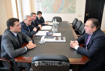 Глеб Никитин провёл рабочую встречу с президентом ОСК Алексеем Рахмановым