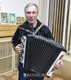 Александр Варакушин