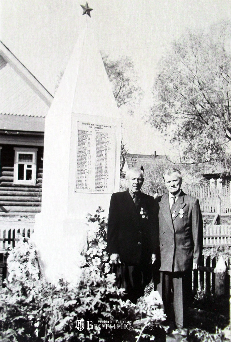 С.А. Матвеев (слева) и С.М. Здолимов