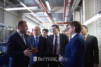 Глеб Никитин и первый вице-премьер РФ Игорь Шувалов обсудили проблемы развития экспорта в Нижегородской области.