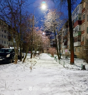 Светло как днём стало у дома № 43 по проспекту Дзержинского