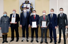 Глеб Никитин вручил нижегородским врачам премию имени Бориса Королева