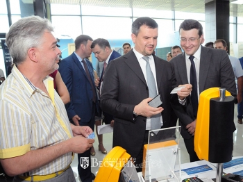 Вице-премьер РФ Максим Акимов высоко оценил разработки нижегородских компаний в сфере цифровой экономики