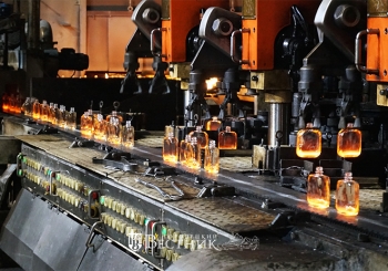 Стекло и бумага – гордость наших соседей (фотогалерея)